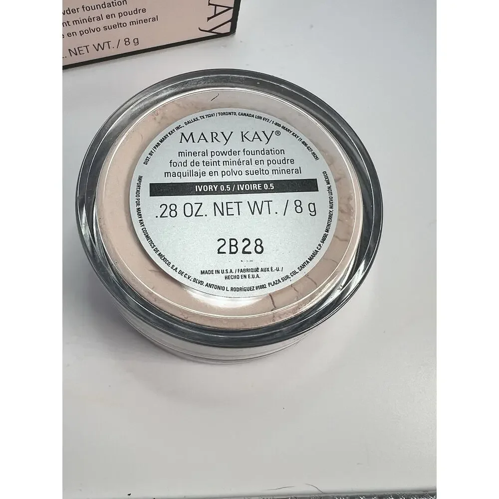 Mary Kay MINERAL POWDER FOUNDATION Ivory 0.5 .28 oz New In Box Discontinued